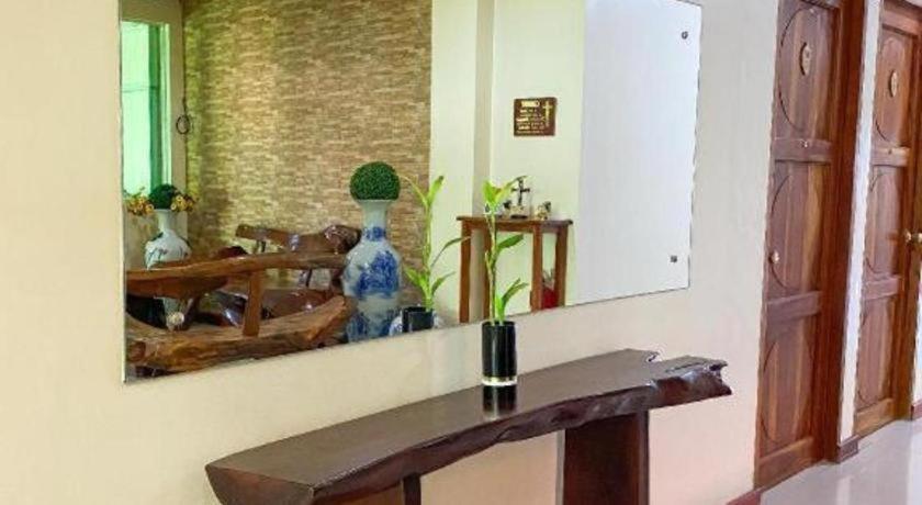 Jm Backpackers Hometel Guimaras Esterno foto